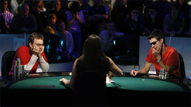 What are the different types of poker players?